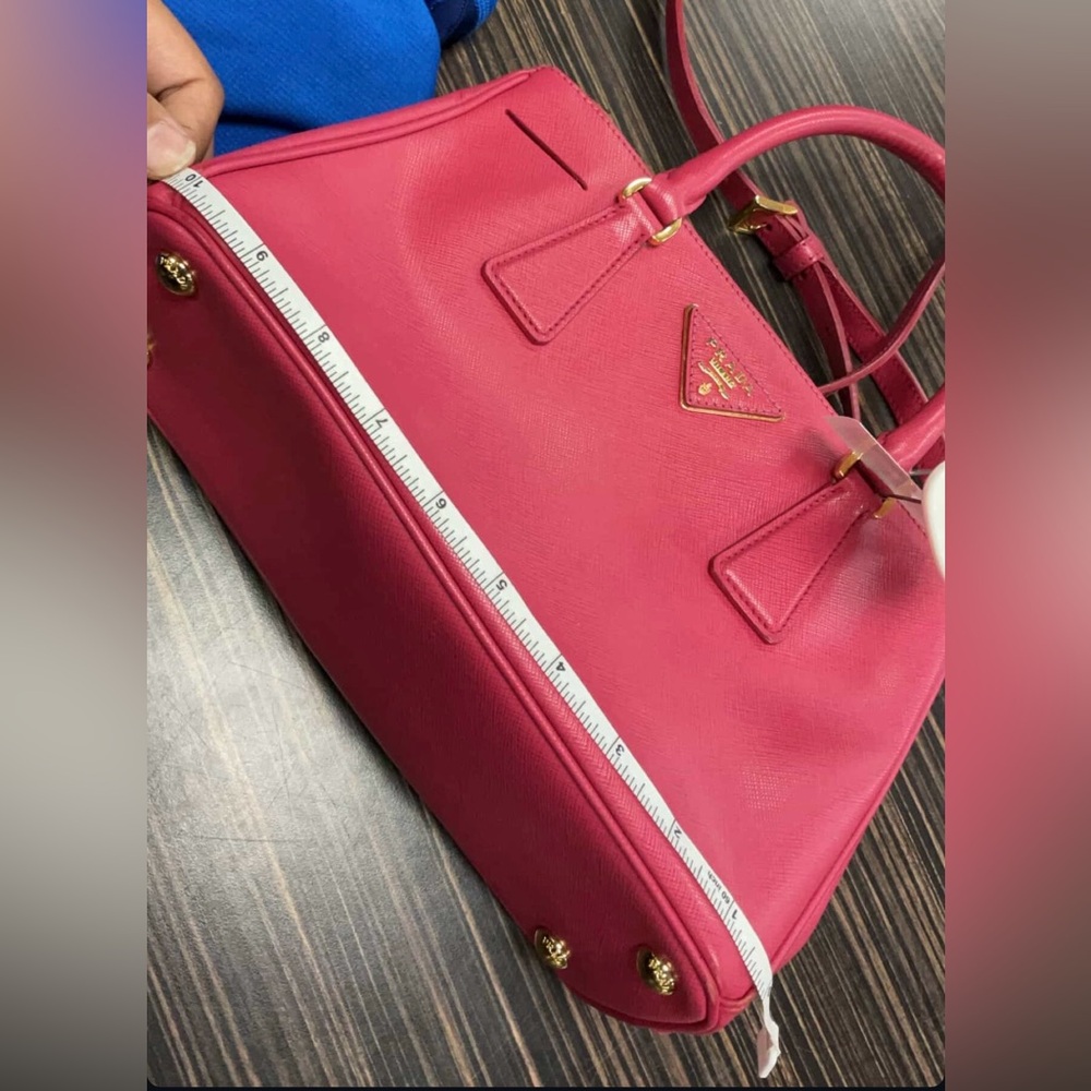 PRADA Galleria Small Leather Handbag - Authenticated - Picture 10 of 15
